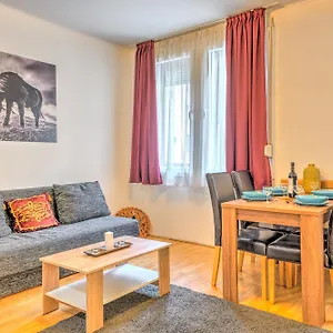  Aparthotel Center